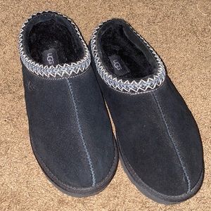 Ugg’s (Black)